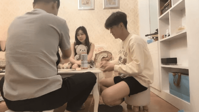 Nhậu đêm cùng người yêu bạn thân - rxeoxhkc.sbs