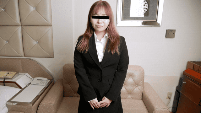 032024_01 - Nữ sinh đại học vất vả tìm việc - rxeoxhkc.sbs