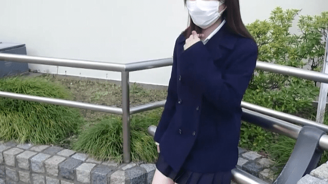 FC2_PPV_4582297 - Em nữ sinh cấp 3 làm tôi không thể kiềm chế - rxeoxhkc.sbs