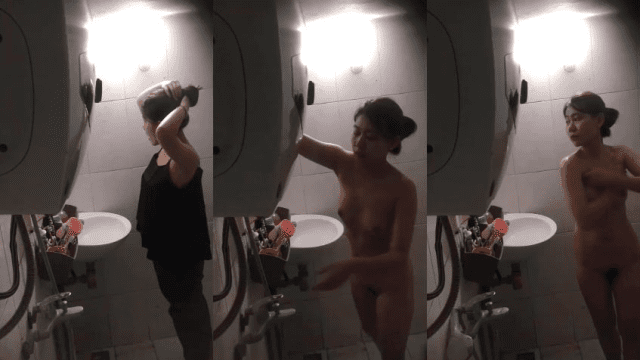 Thêm 1 em xinh gái dáng ngon đi tắm bị quay lén - rxeoxhkc.sbs